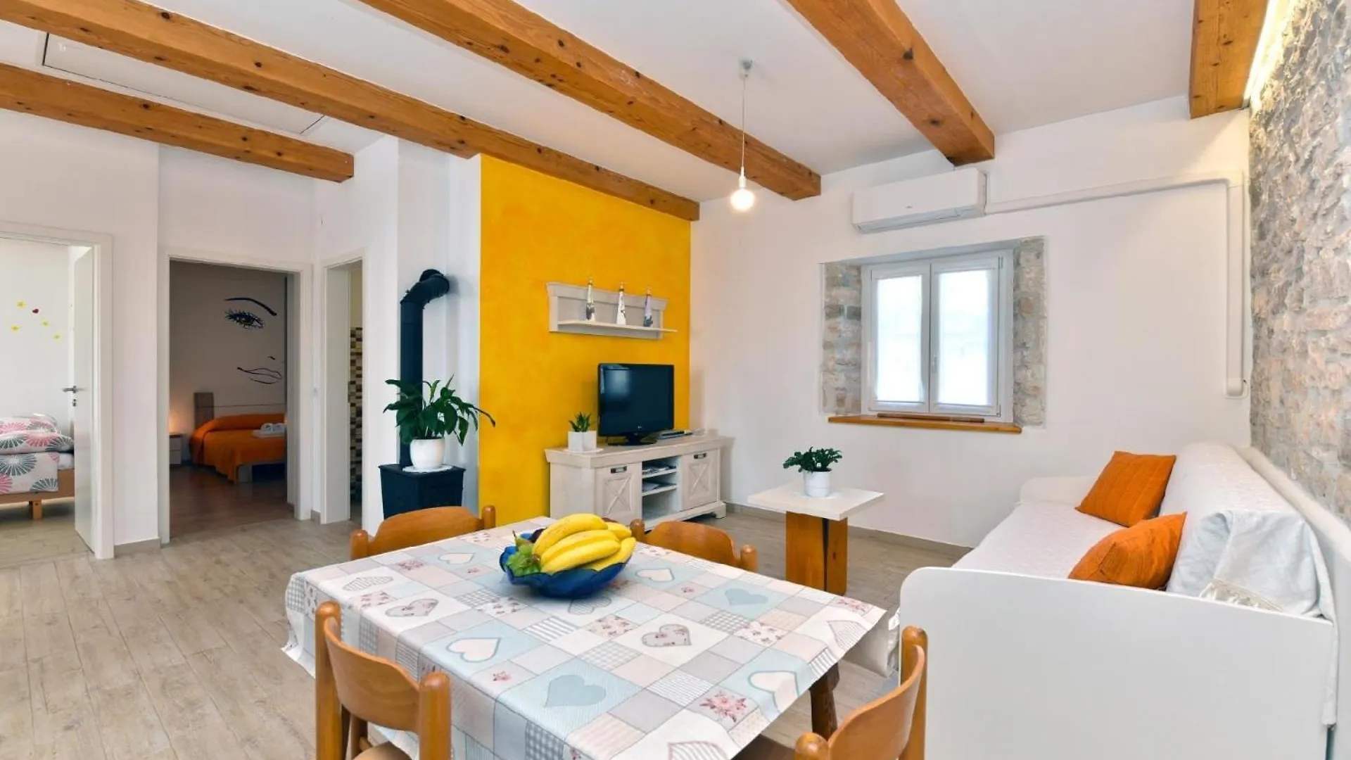 Ferienhaus Fuer 5 Personen Ca 66 Qm In Krsanci, Istrien Binnenland Von Istrien Pifari 0*,  Chorwacja